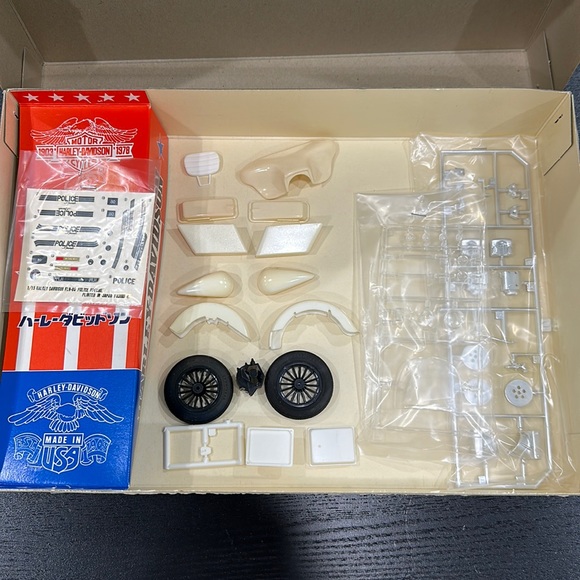 Harley-Davidson Fujimi Scale Craft Police Special AMF Model Motorcycle - Picture 3 of 8